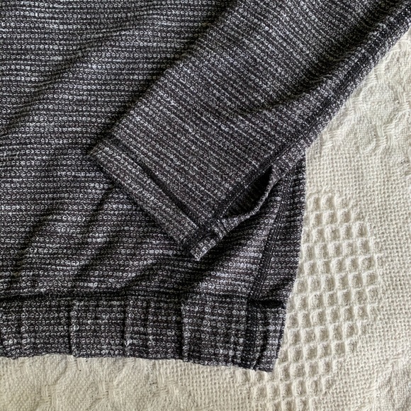 Lululemon pullover - Picture 3 of 9